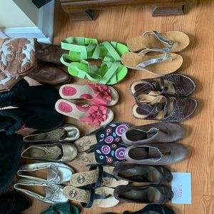 Various size 8 women shoes in good condition